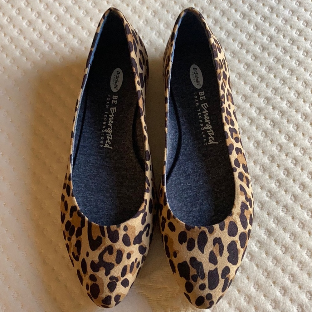 NWOT size 8 Dr Scholl’s ballet flats